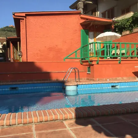 La Querceta 3*