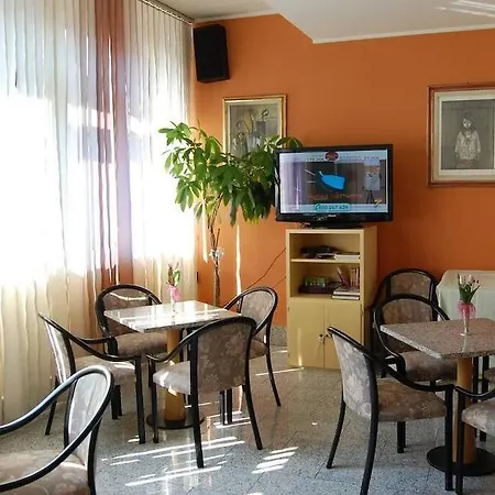 La Querceta 3*
