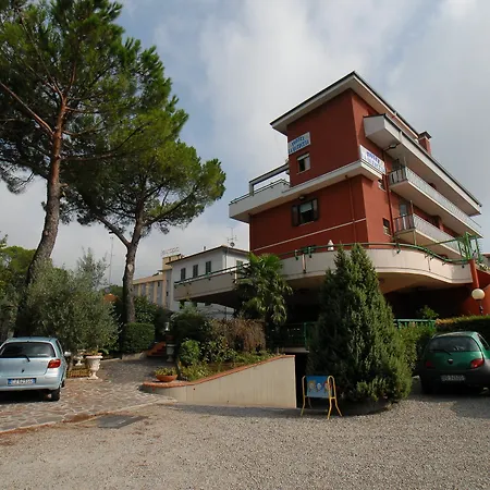 Hotel La Querceta 3*