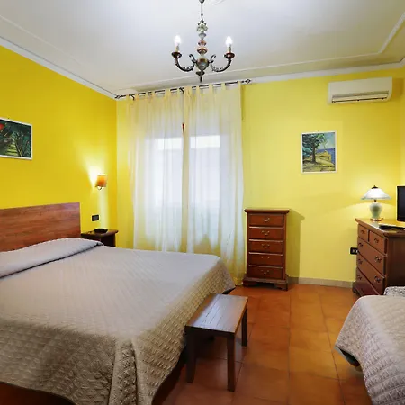 La Querceta Hotel 3*